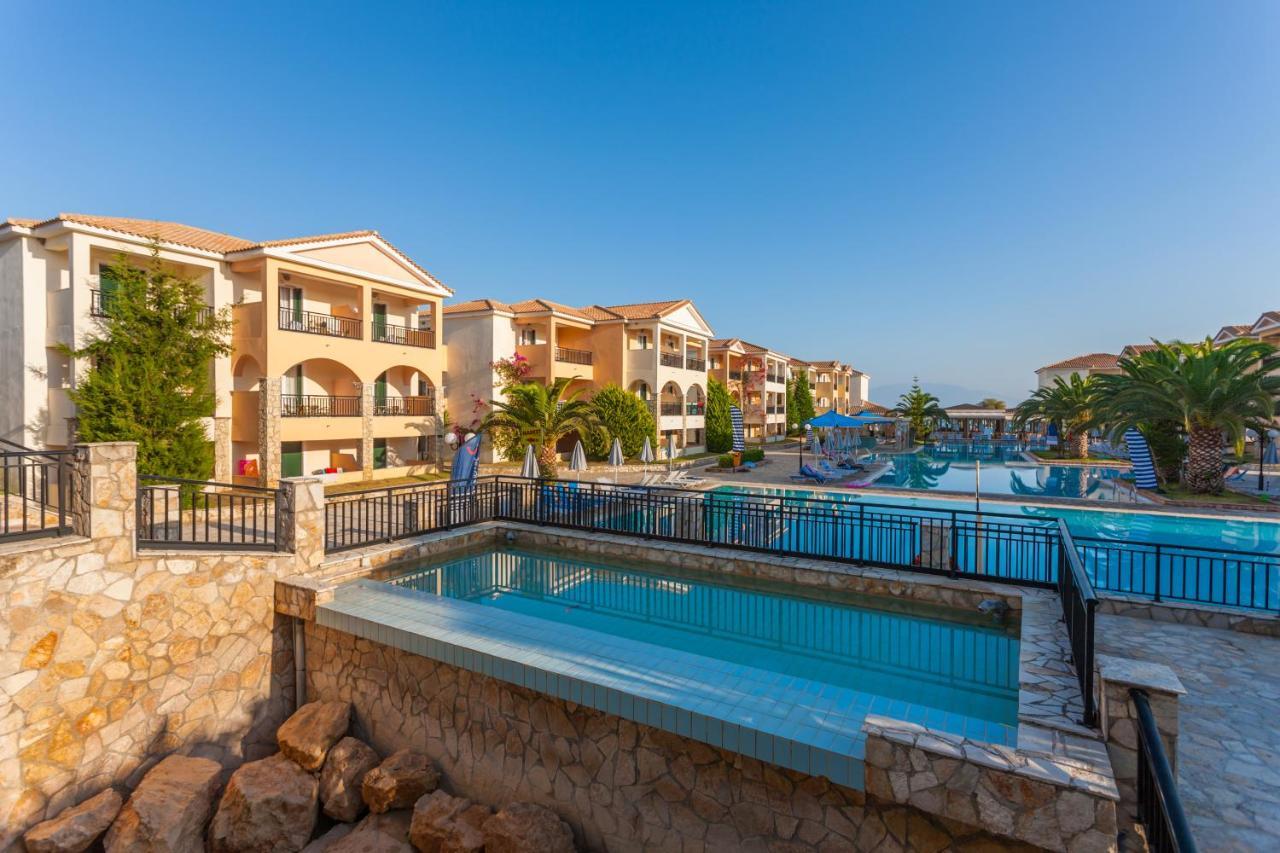 Alykanas Village Resort Exterior foto